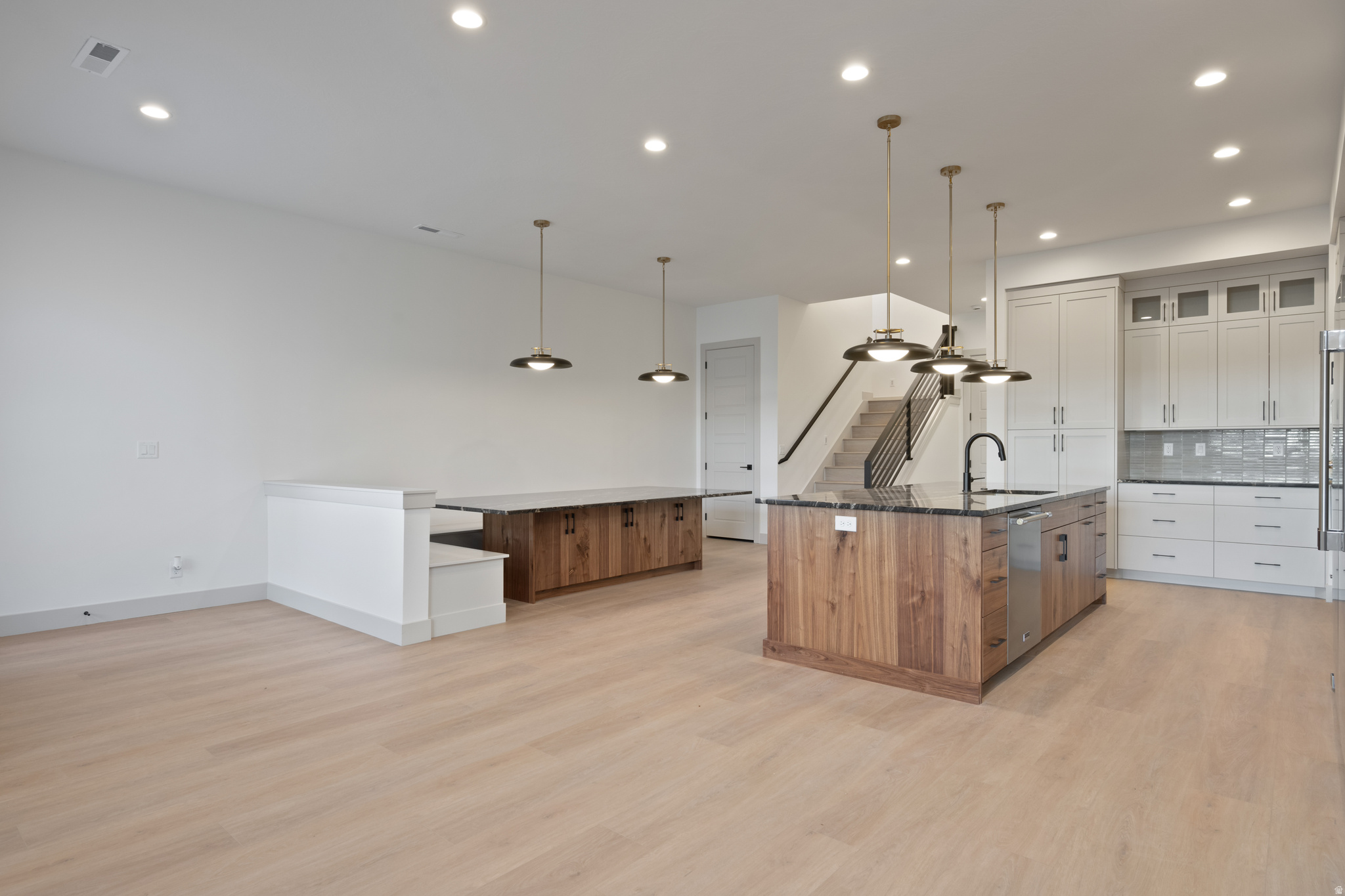 DESERT COLOR RESORT - Residential