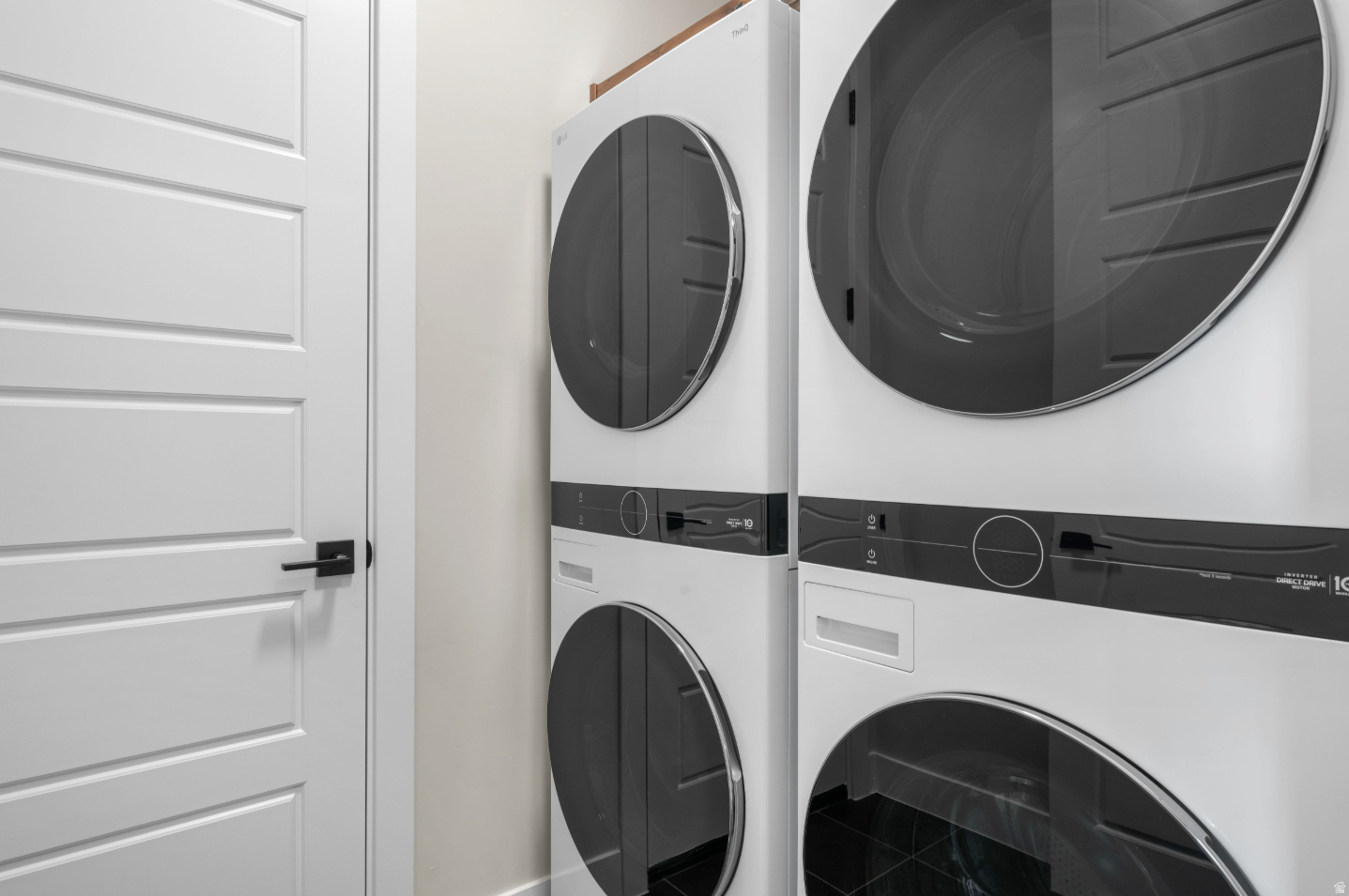 DESERT COLOR RESORT - Residential