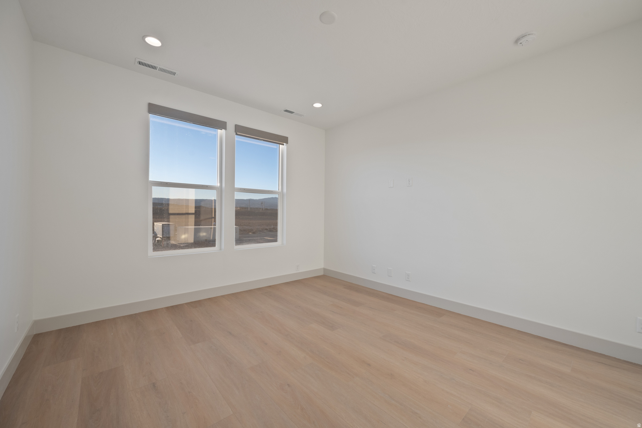 DESERT COLOR RESORT - Residential