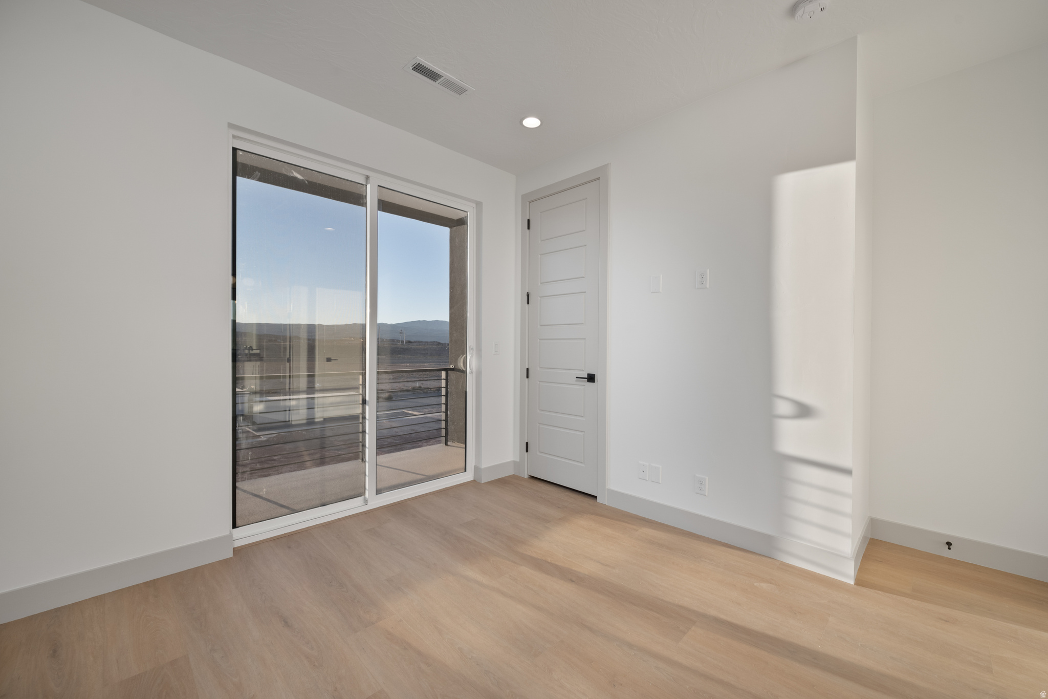 DESERT COLOR RESORT - Residential