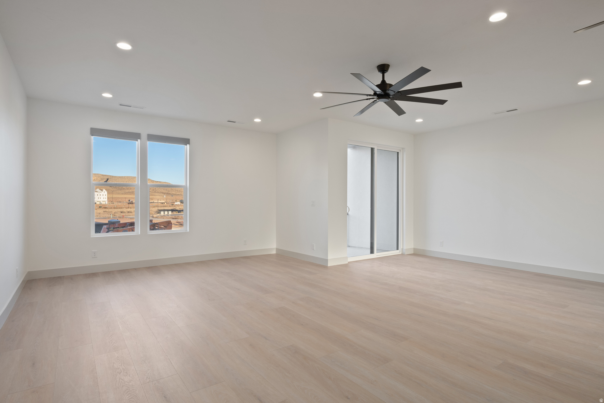 DESERT COLOR RESORT - Residential