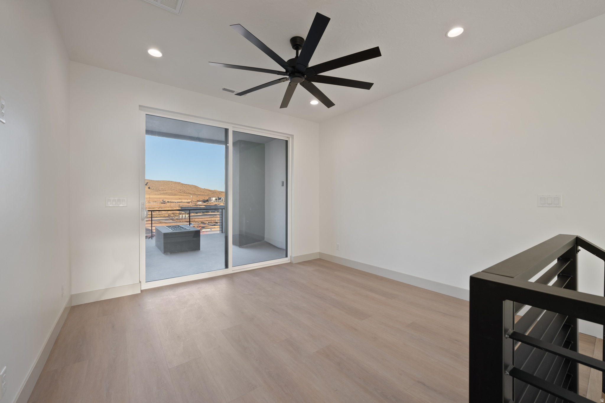 DESERT COLOR RESORT - Residential