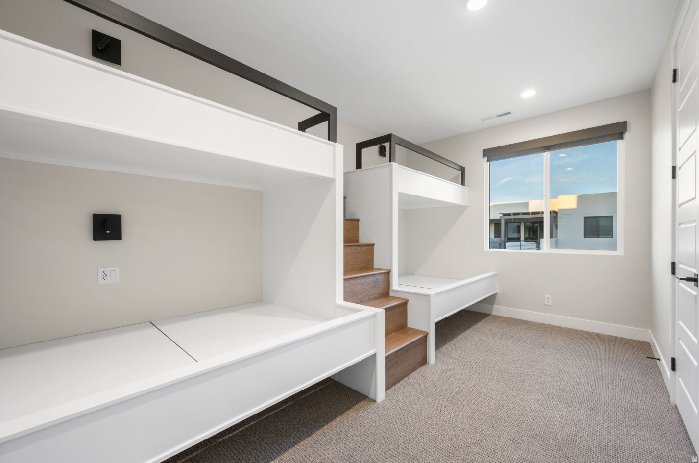 DESERT COLOR RESORT - Residential