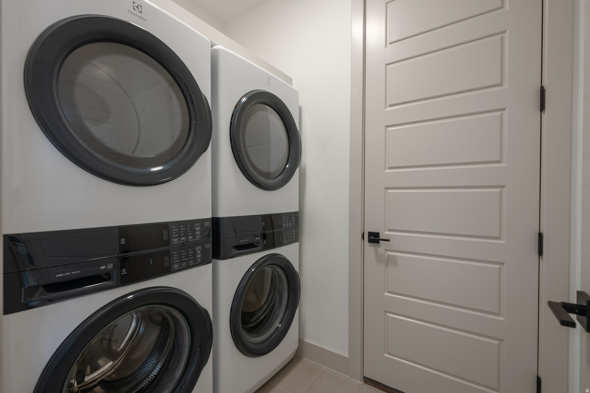 DESERT COLOR RESORT - Residential