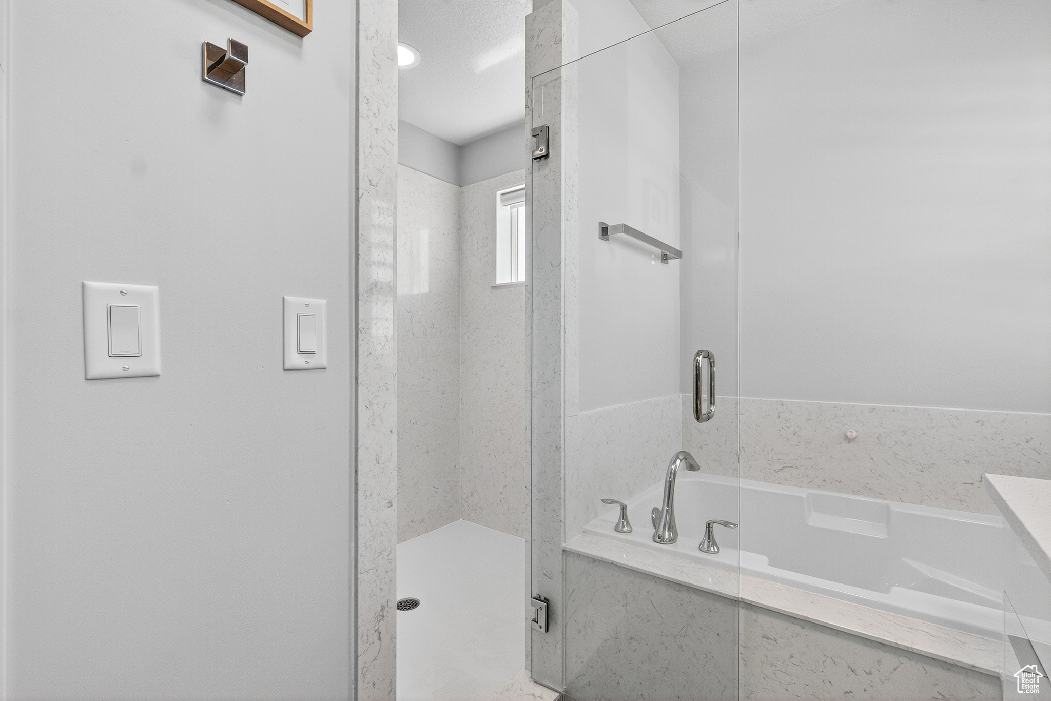 YULISA ESTATES - Residential Income