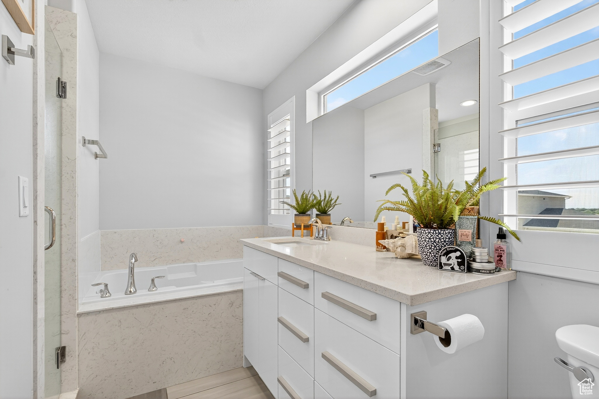 YULISA ESTATES - Residential Income