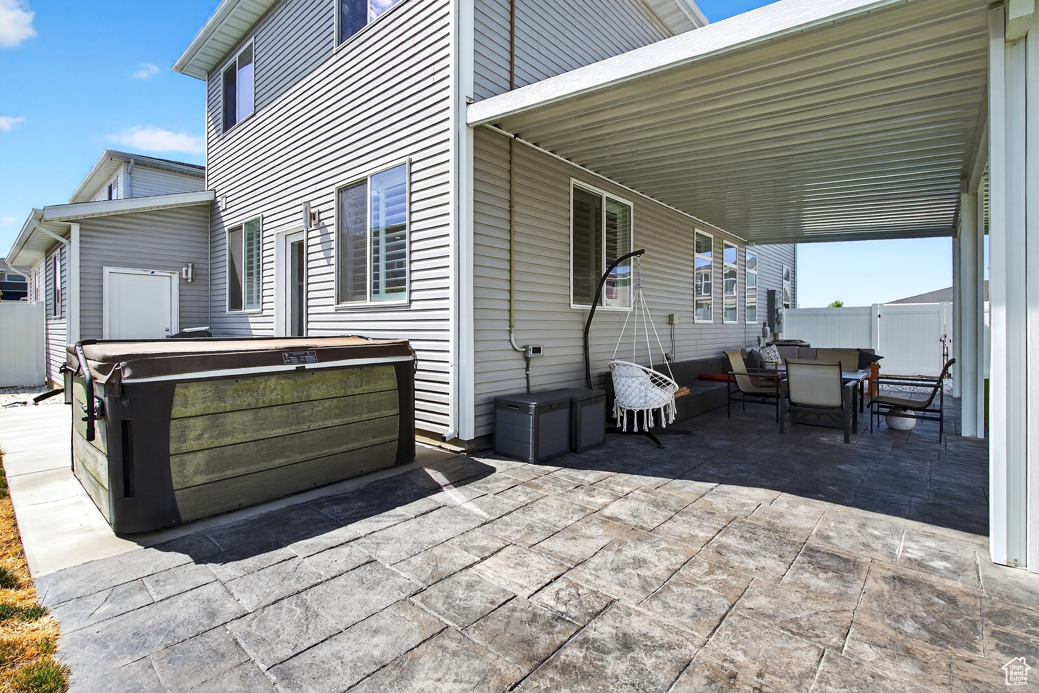 YULISA ESTATES - Residential Income