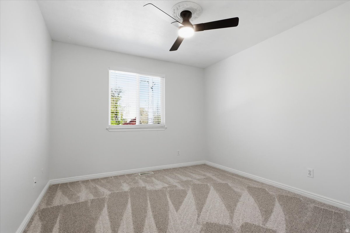 GRAPE IVY PLACE PHASE 1 CONDO - Residential