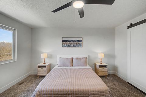 Tiny photo for 4785 PANORAMA DR, South Ogden, UT 84403 (MLS # 2144652)