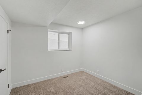 Tiny photo for 4785 PANORAMA DR, South Ogden, UT 84403 (MLS # 2144652)