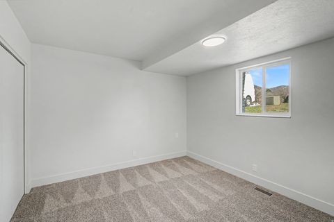 Tiny photo for 4785 PANORAMA DR, South Ogden, UT 84403 (MLS # 2144652)