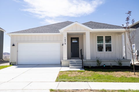 Photo of 1670 E RAINBOW BRIDGE DR #7057, Eagle Mountain, UT 84005 (MLS # 2190504)