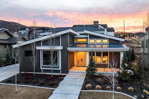 Tiny photo for 2565 LEDGER WAY, Park City, UT 84060 (MLS # 2141618)