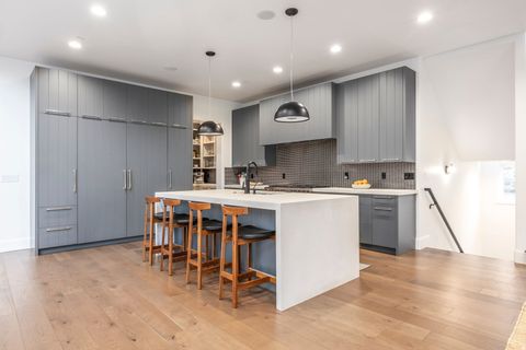 Tiny photo for 2565 LEDGER WAY, Park City, UT 84060 (MLS # 2141618)