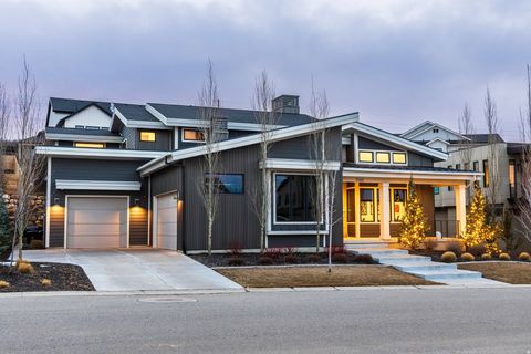 Photo of 2565 LEDGER WAY, Park City, UT 84060 (MLS # 2141618)