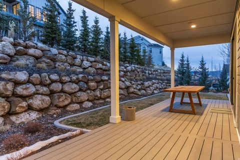 Tiny photo for 2565 LEDGER WAY, Park City, UT 84060 (MLS # 2141618)
