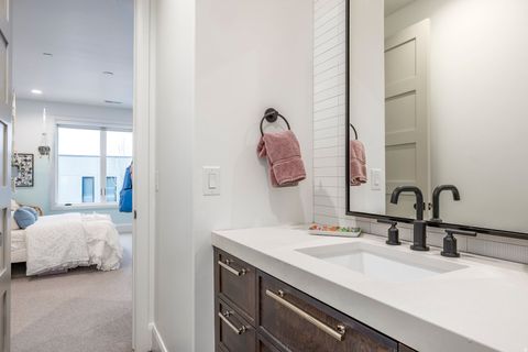 Tiny photo for 2565 LEDGER WAY, Park City, UT 84060 (MLS # 2141618)