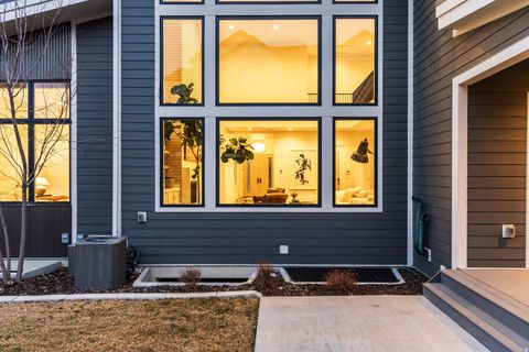 Tiny photo for 2565 LEDGER WAY, Park City, UT 84060 (MLS # 2141618)