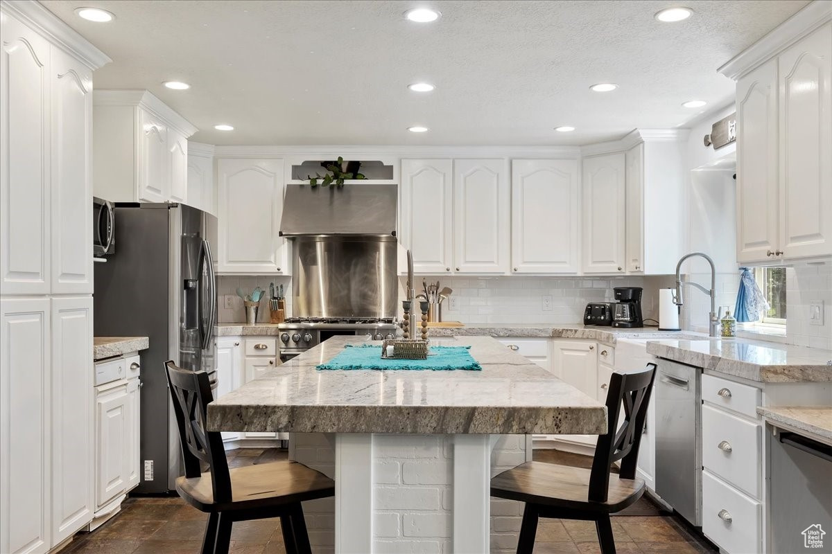 TRAPPER'S POINTE - Residential