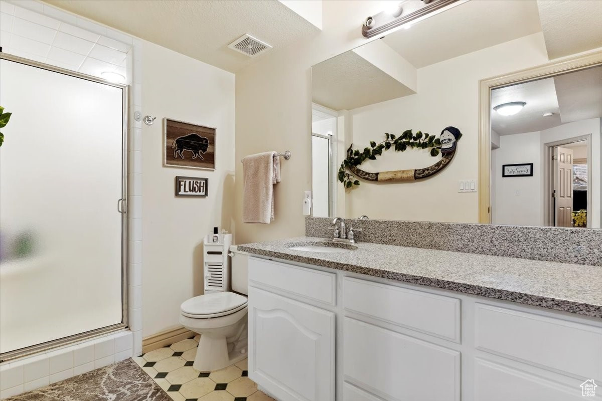 TRAPPER'S POINTE - Residential