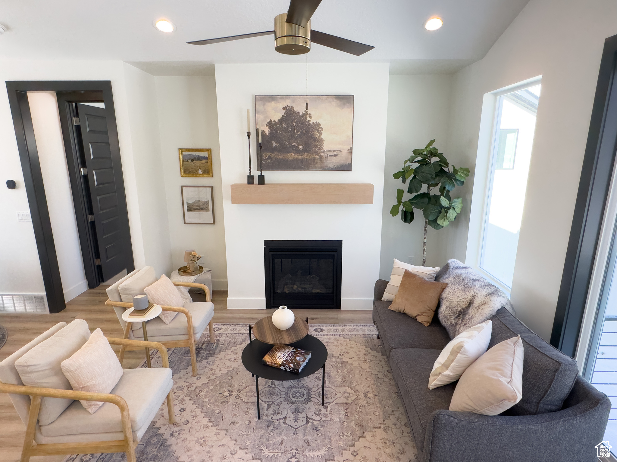 SUNSET VILLAS - Residential