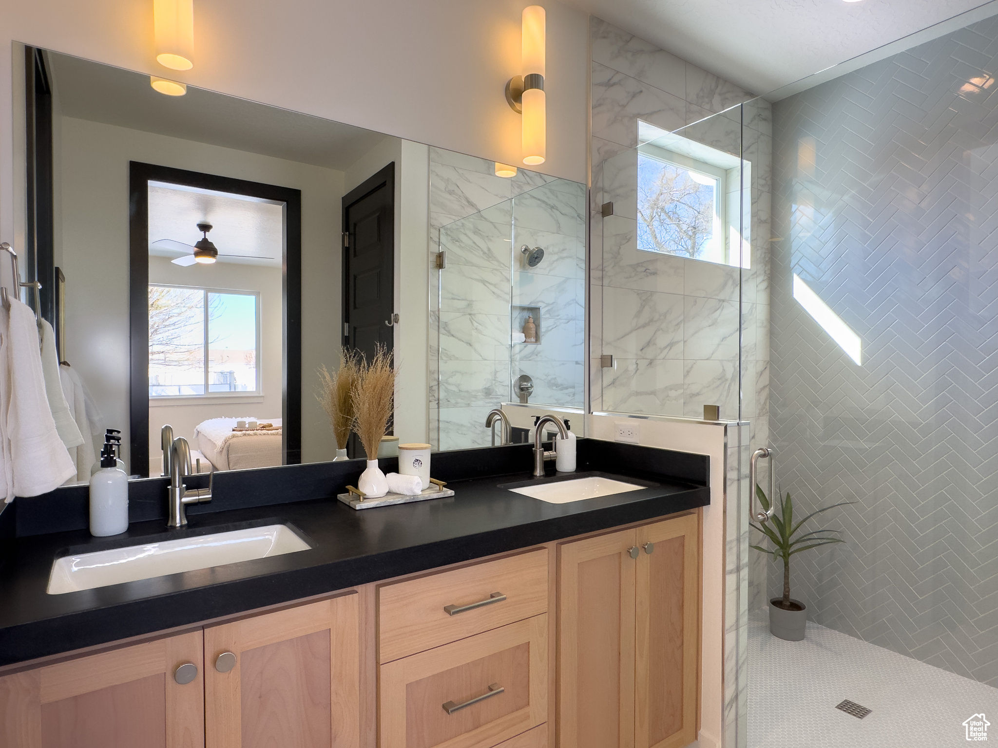 SUNSET VILLAS - Residential