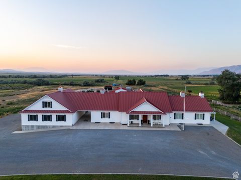 Photo of 11448 W HIGHWAY 6, Goshen, UT 84633 (MLS # 2112820)