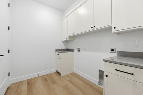 Tiny photo for 1326 E SUNSET CT #304, Ogden, UT 84403 (MLS # 2179848)