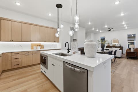 Tiny photo for 1326 E SUNSET CT #304, Ogden, UT 84403 (MLS # 2179848)
