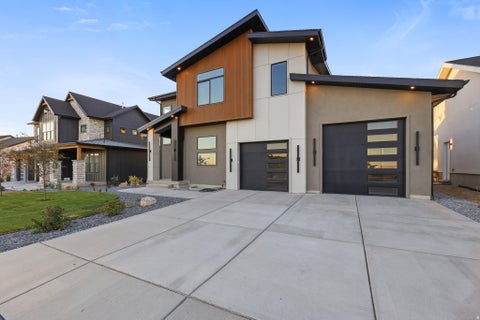 Tiny photo for 1326 E SUNSET CT #304, Ogden, UT 84403 (MLS # 2179848)