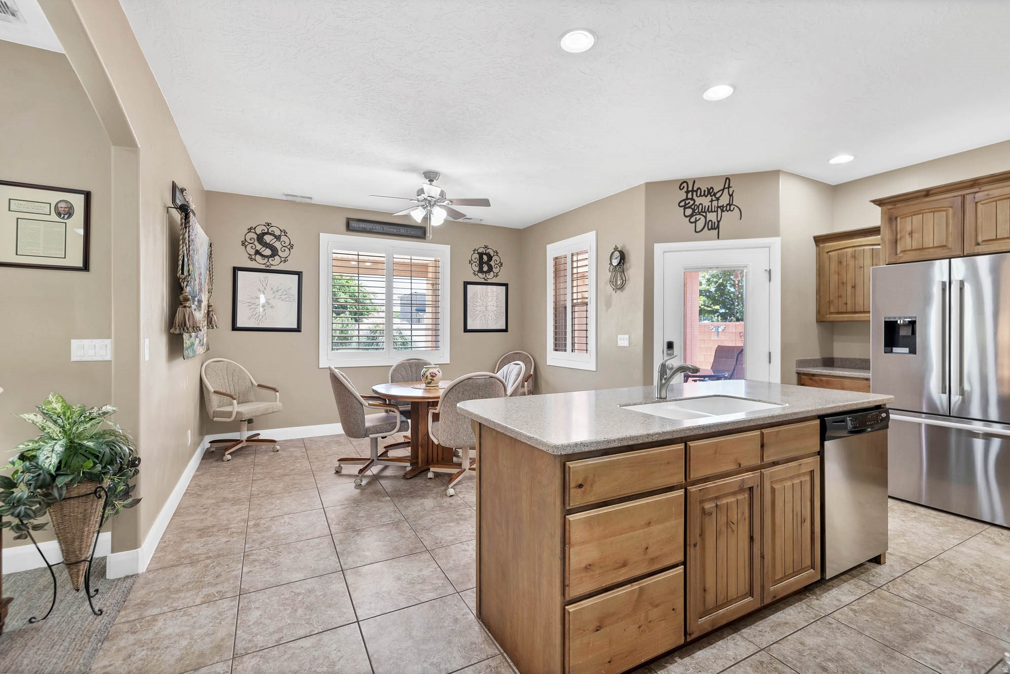 COBBLESTONE FIELDS - Residential