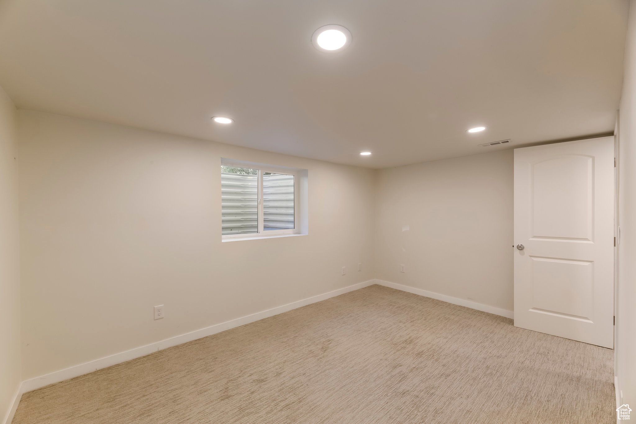 VILLAGE GARDENS - Residential