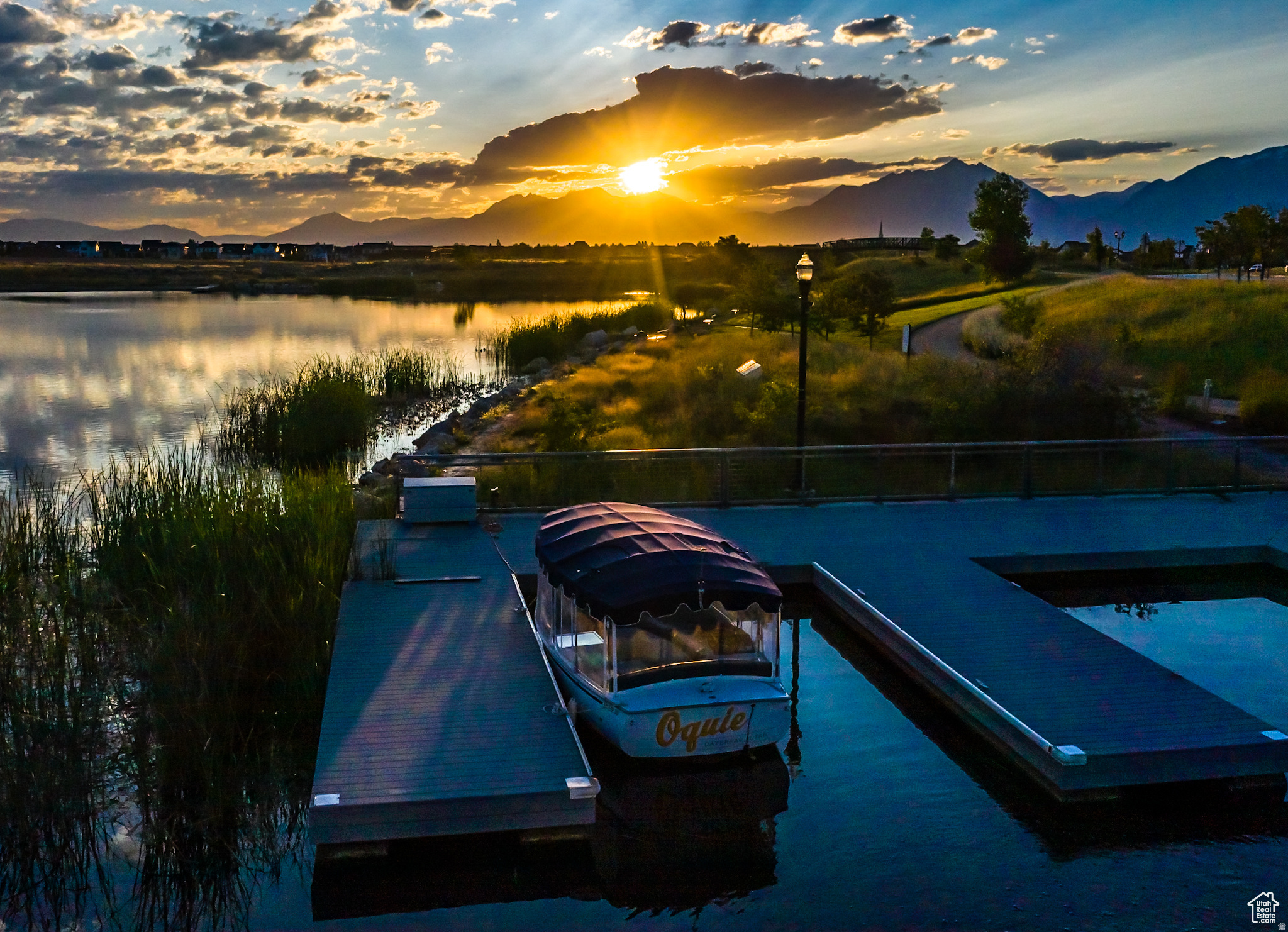 DAYBREAK - Residential