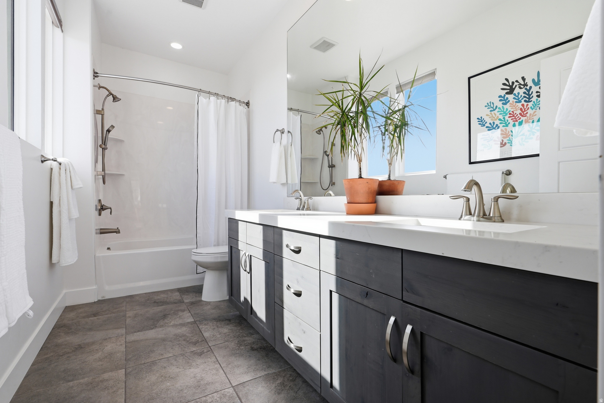 DAYBREAK - Residential