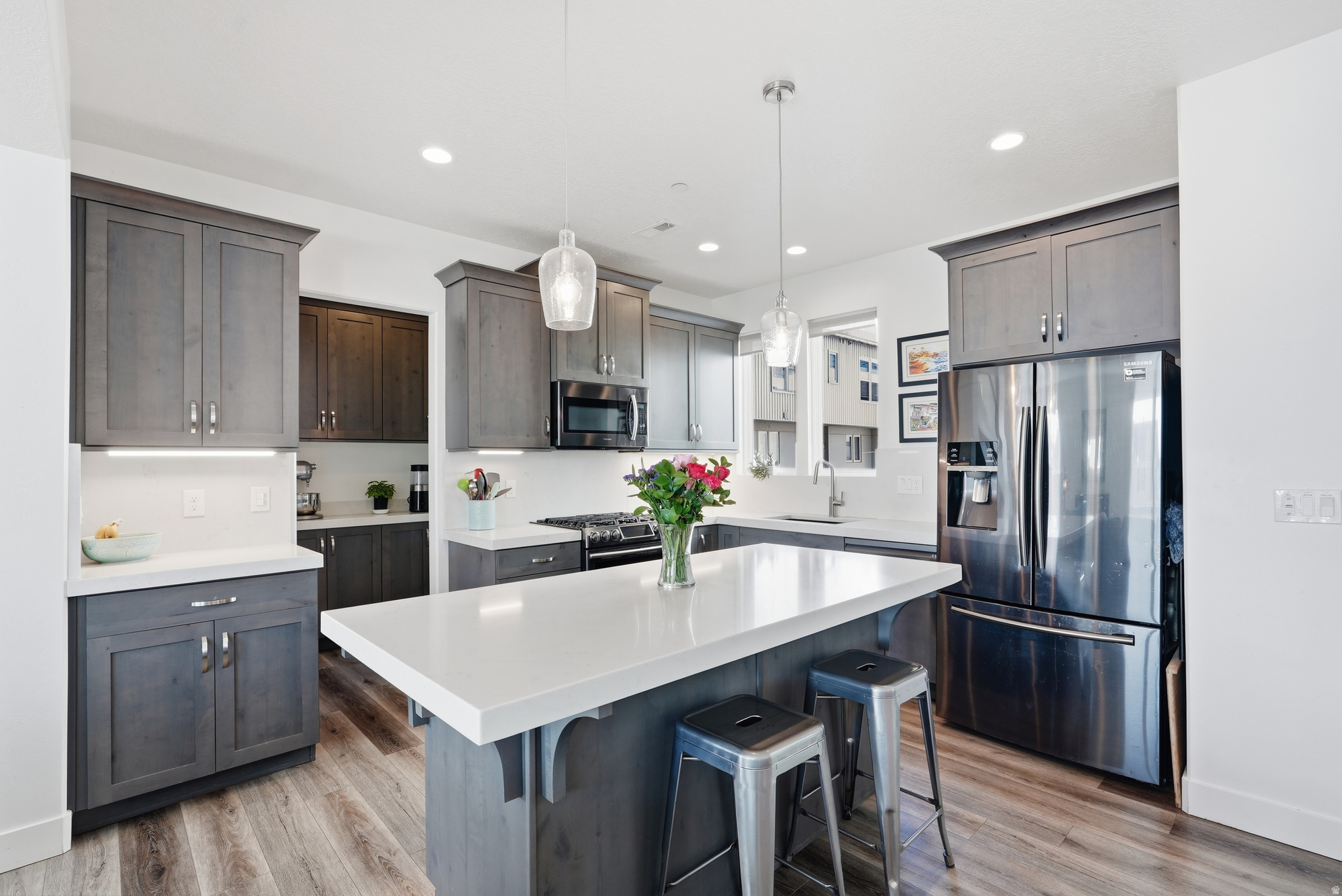 DAYBREAK - Residential