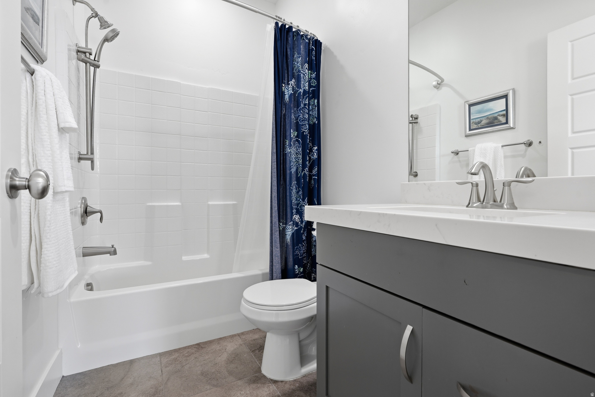 DAYBREAK - Residential