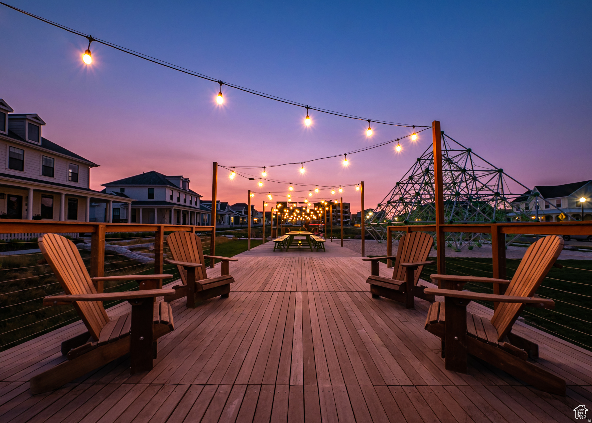 DAYBREAK - Residential