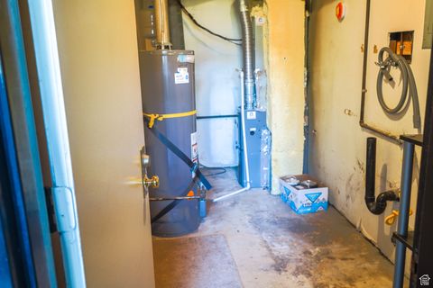 Tiny photo for 1040 E QUAIL PARK DR #B, Millcreek, UT 84117 (MLS # 2094232)