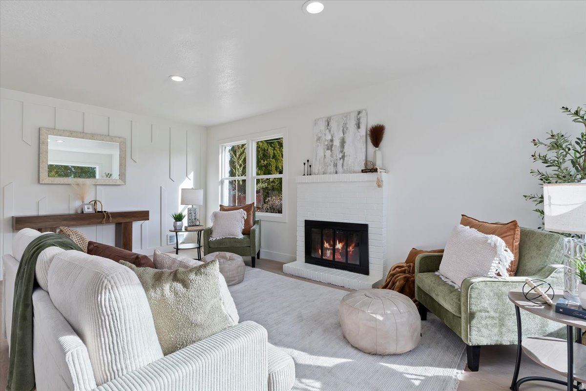 KEARNS TOWNSITE - Residential