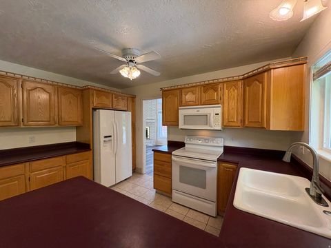 Tiny photo for 595 E MEADOWLARK RD, Orem, UT 84097 (MLS # 2169677)