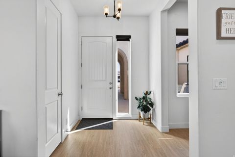 Tiny photo for 111 N BLACK AVE, Washington, UT 84780 (MLS # 2145334)