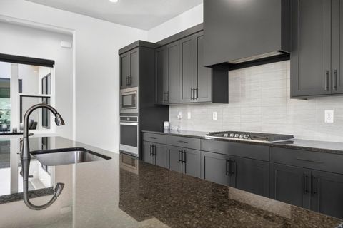 Tiny photo for 111 N BLACK AVE, Washington, UT 84780 (MLS # 2145334)