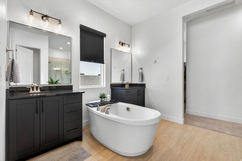 Tiny photo for 111 N BLACK AVE, Washington, UT 84780 (MLS # 2145334)