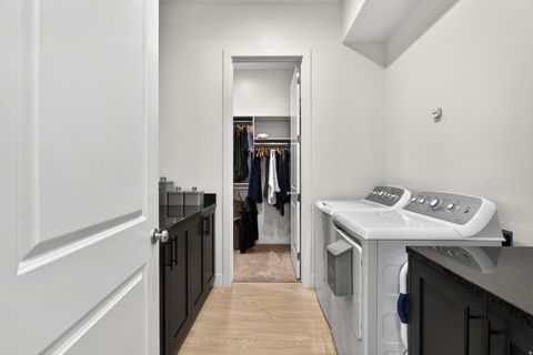 Tiny photo for 111 N BLACK AVE, Washington, UT 84780 (MLS # 2145334)