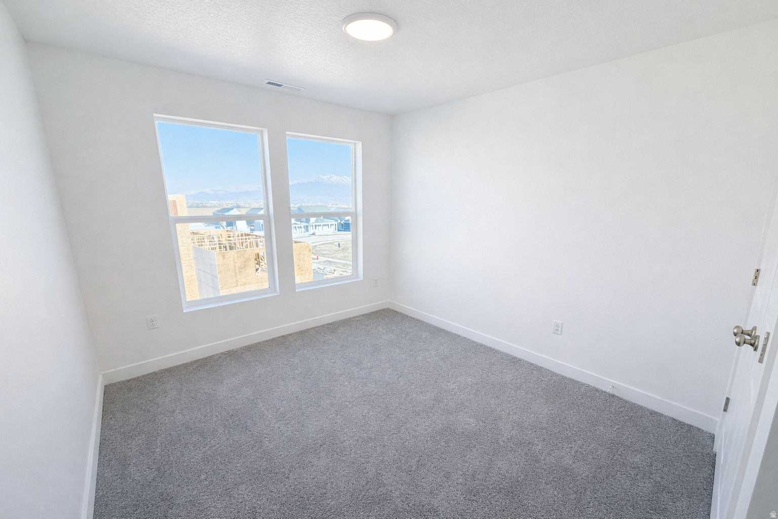 BEACON POINTE - Residential