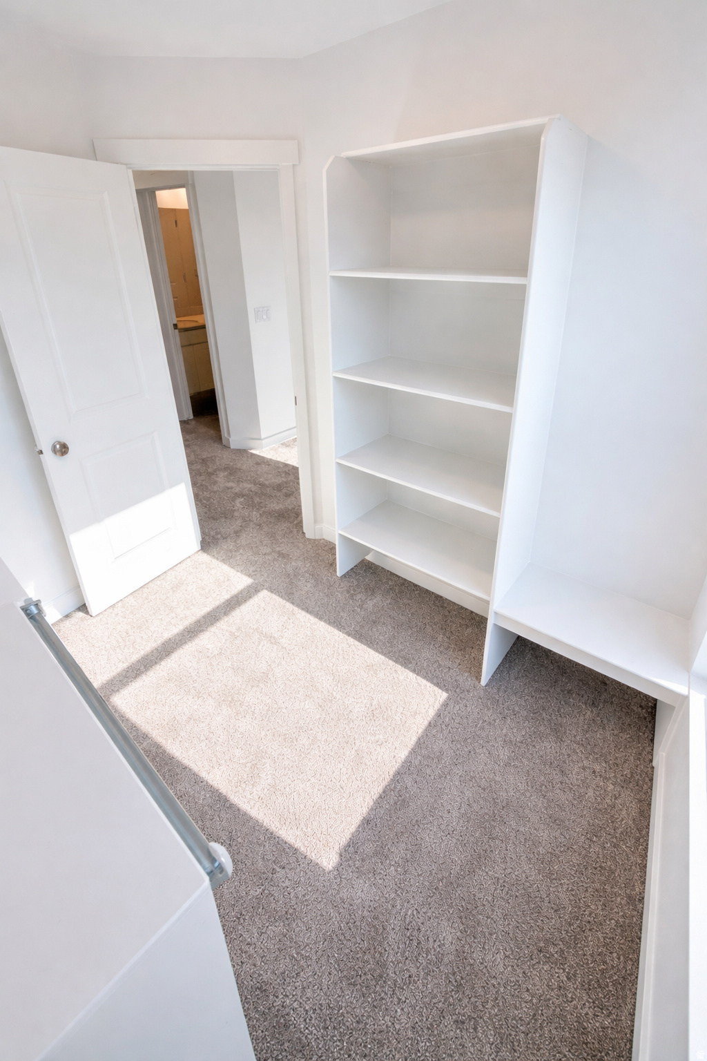 BEACON POINTE - Residential