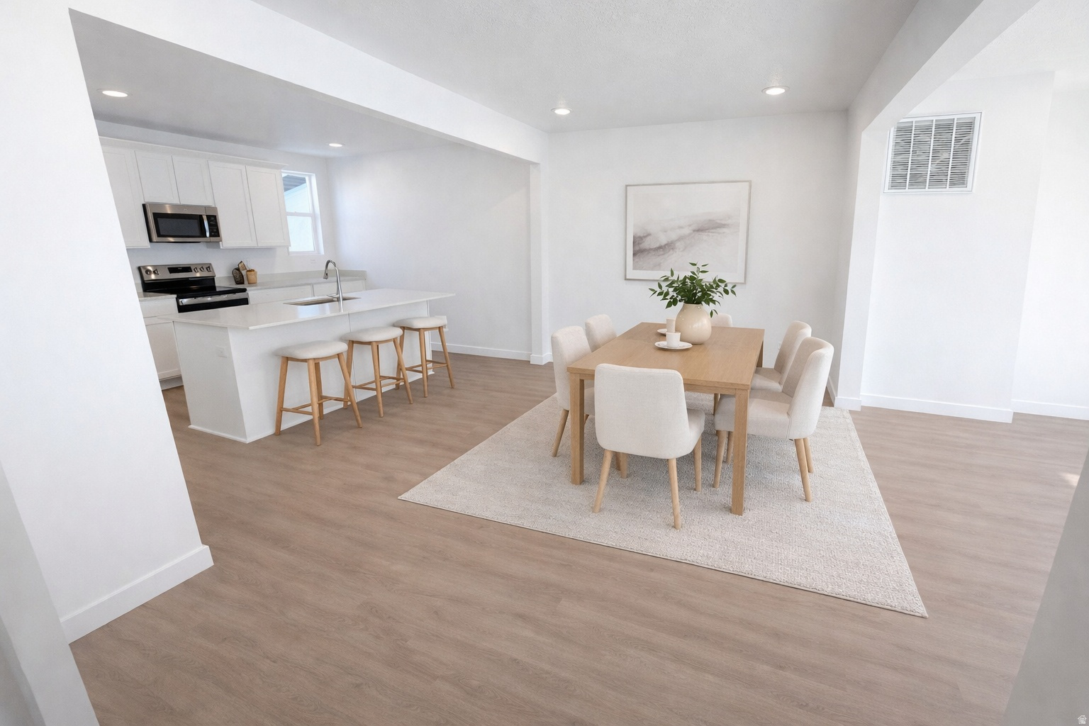 BEACON POINTE - Residential