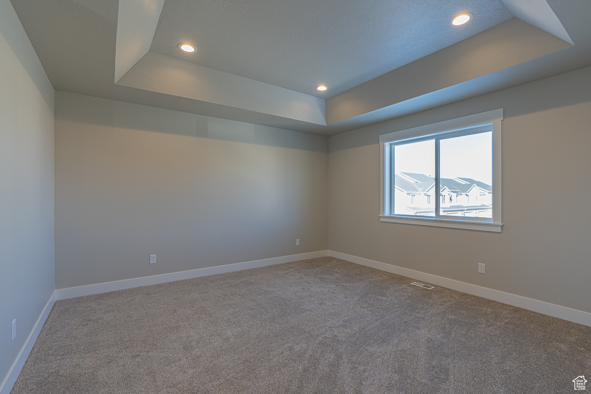 FIREFLY ESTATES - Residential