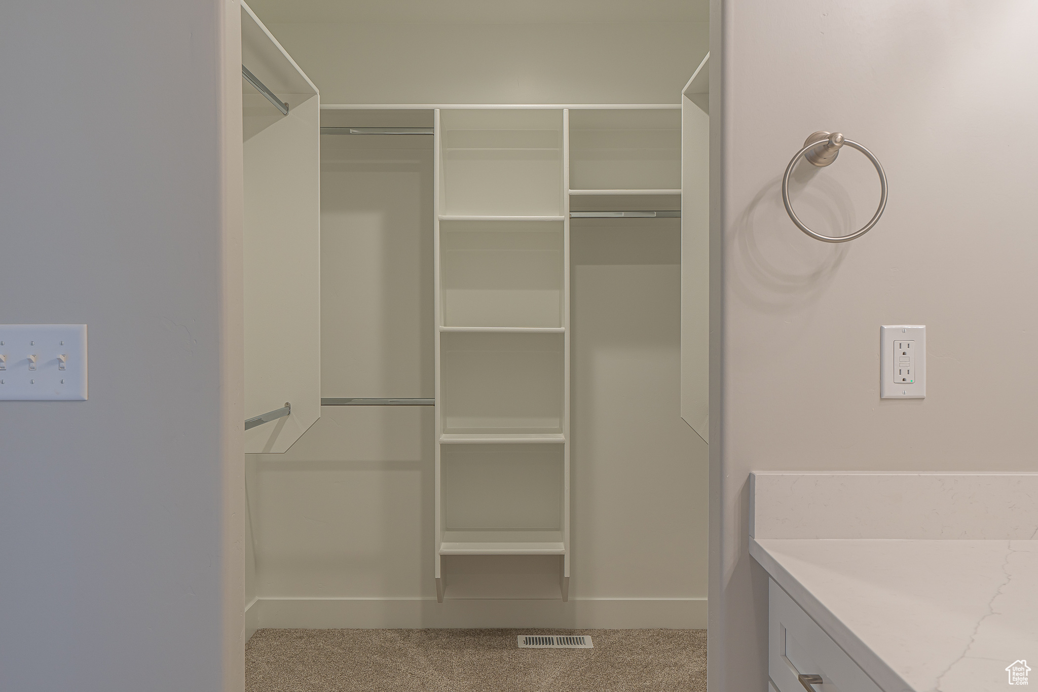 FIREFLY ESTATES - Residential
