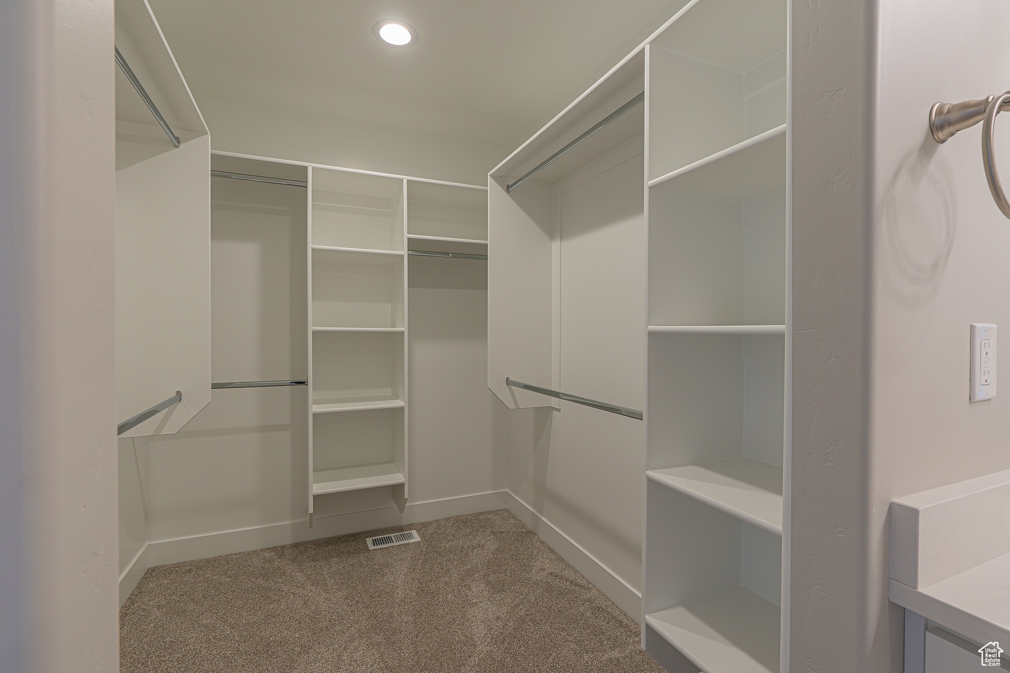 FIREFLY ESTATES - Residential